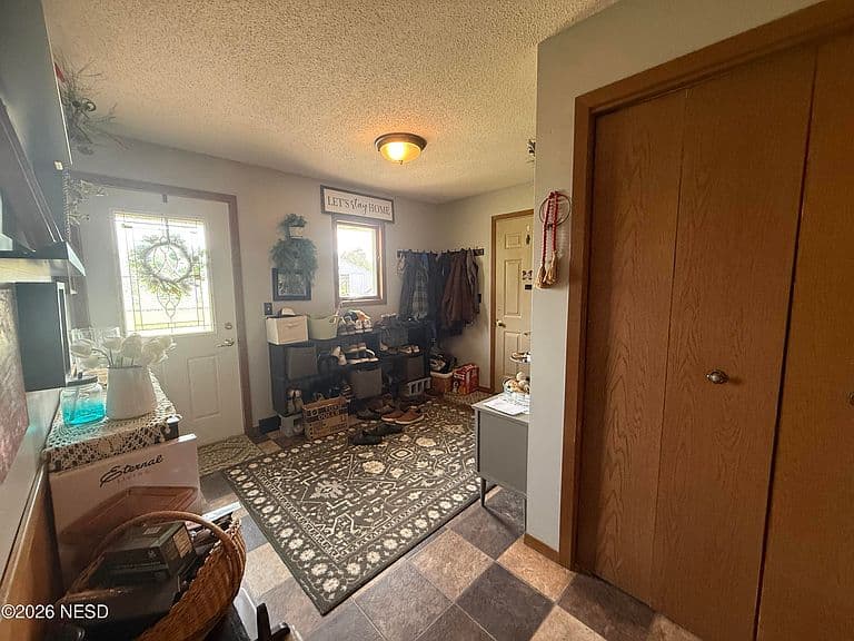15705 484th Ave photo 4