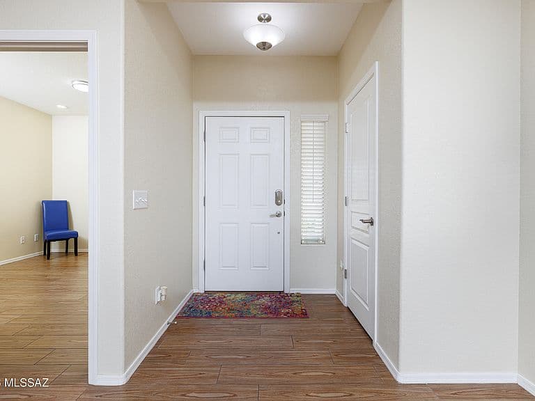1467 Paso Robles Ave photo 4