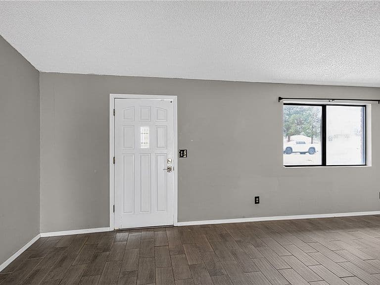 7885 E Mesa Vista Drive photo 3