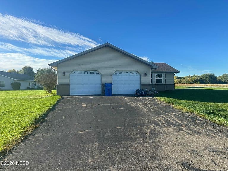 1032 Pebble Beach Dr photo 1