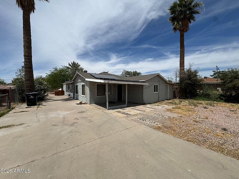 34 N 30th Drive photo 1