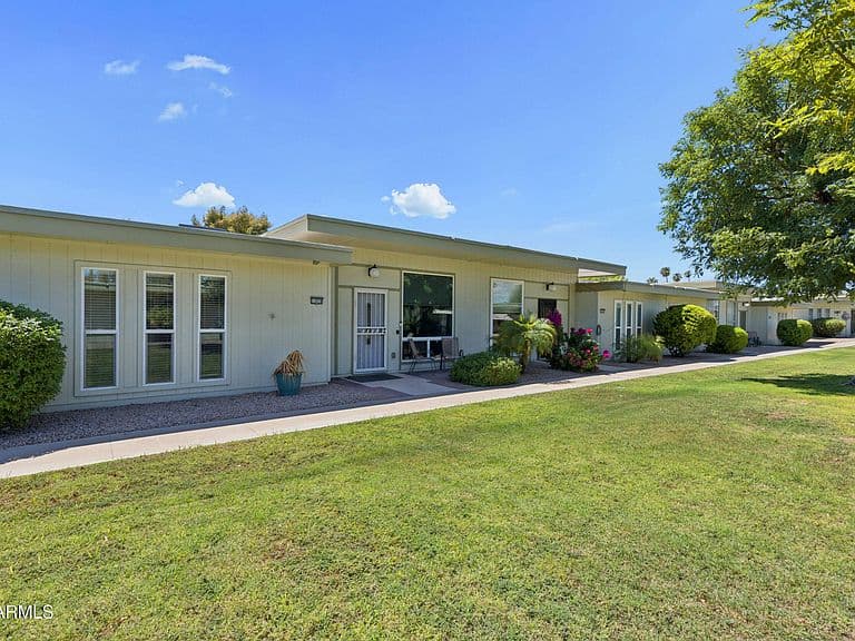 13078 N 100TH Drive photo 4