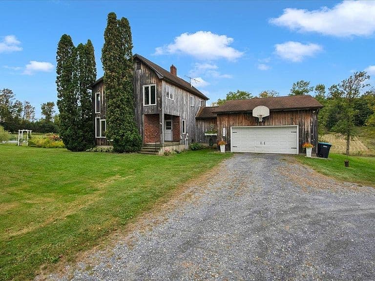 2709 Fuller Mountain Road photo 2