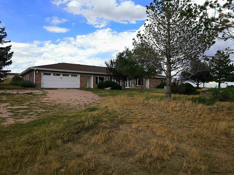 1216 Cole Rd photo 1