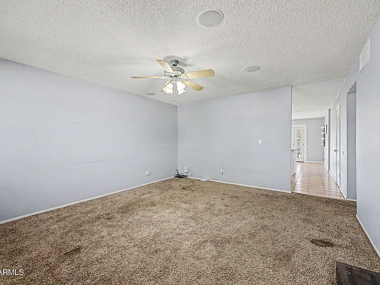 3701 W ECHO Lane photo 5