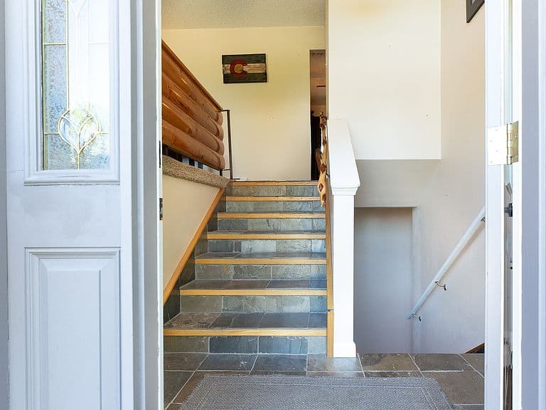 620 High View Way photo 4