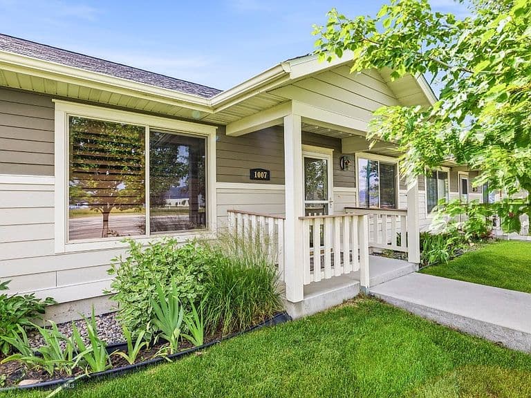 1007 N Cottonwood Rd photo 1