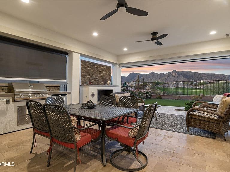 20540 W MARIPOSA Street photo 2