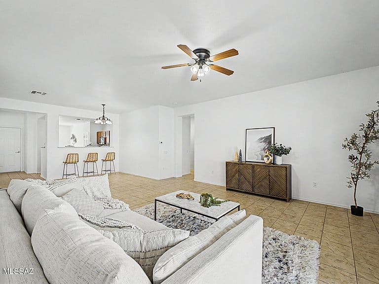 21158 E Treasure Rd photo 4