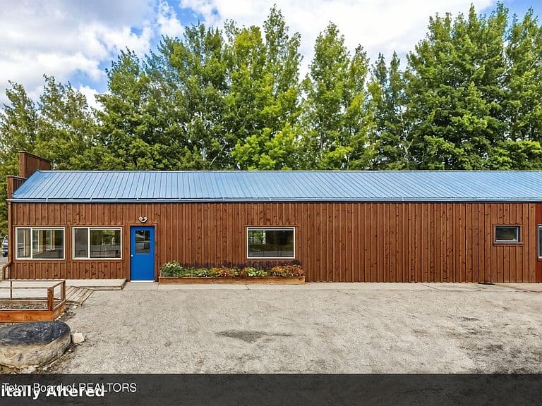 1428 Warm Springs Drive photo 4