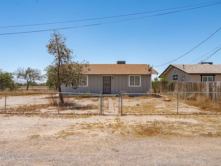 21701 W GRIFFIN Avenue photo 1