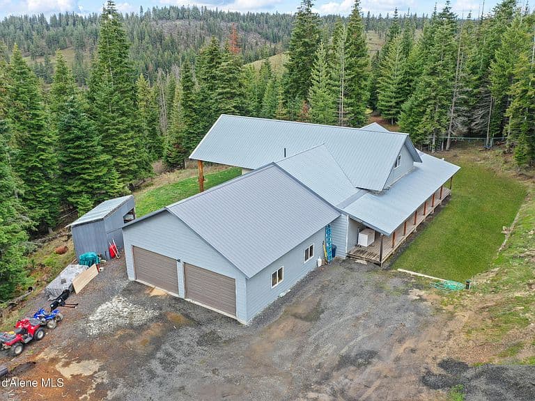 414 Joans Rd photo 1