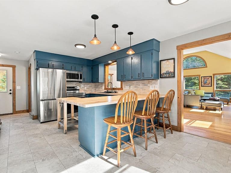 348 Shady Rill Road photo 5