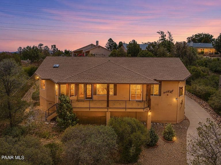 2457 Desert Willow Dr photo 3