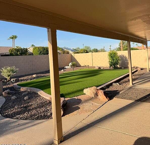 15212 W MERRELL Street photo 2