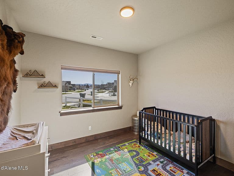 1402 W Wayward Cir photo 4