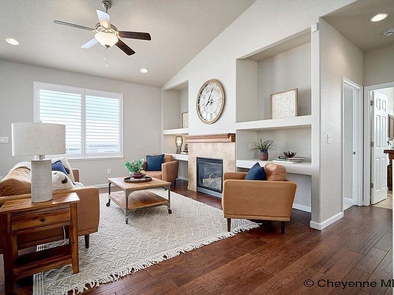 1307 Marie Ln photo 5