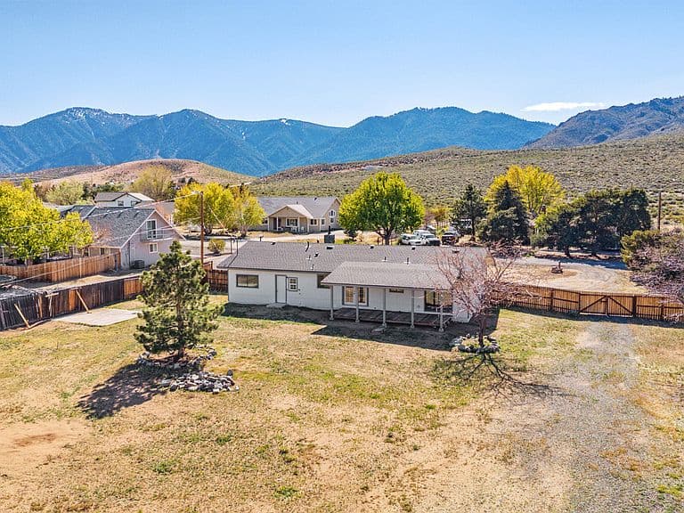 3587 Arcadia Dr photo 1