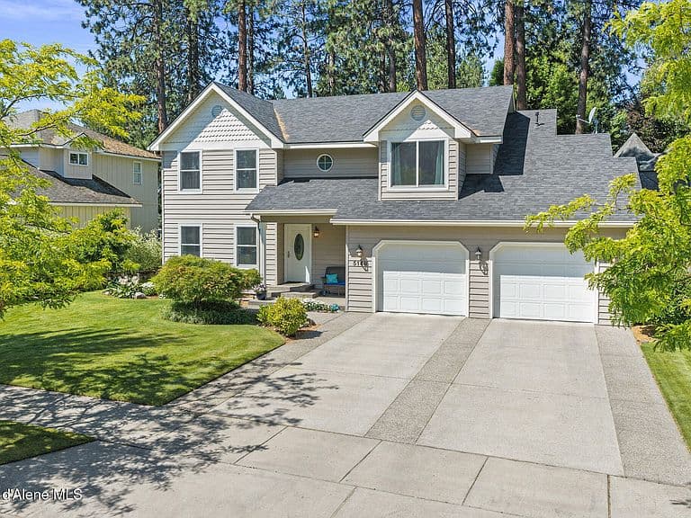 5168 E River Pl photo 1