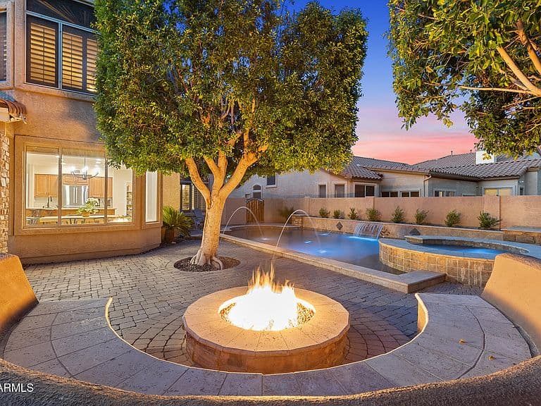 6773 W SONNET Drive photo 5