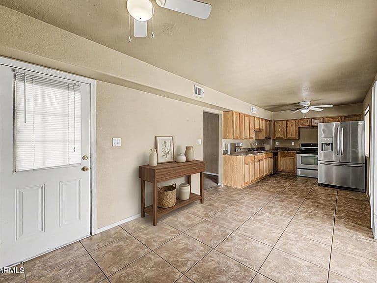 6307 W OSBORN Road photo 4