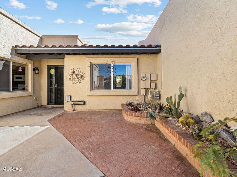 3089 S Placita Margarita photo 3