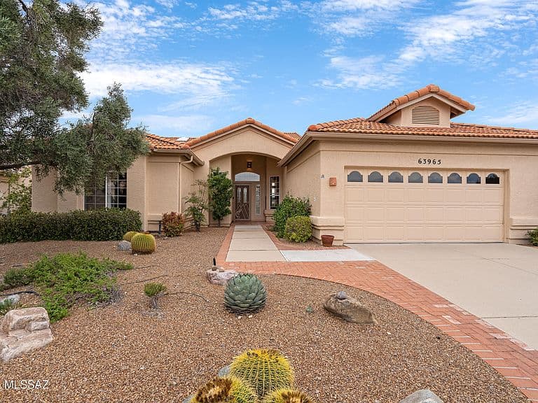 63965 E Whispering Tree Ln photo 4