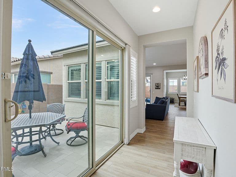 20970 E Reins Rd photo 4