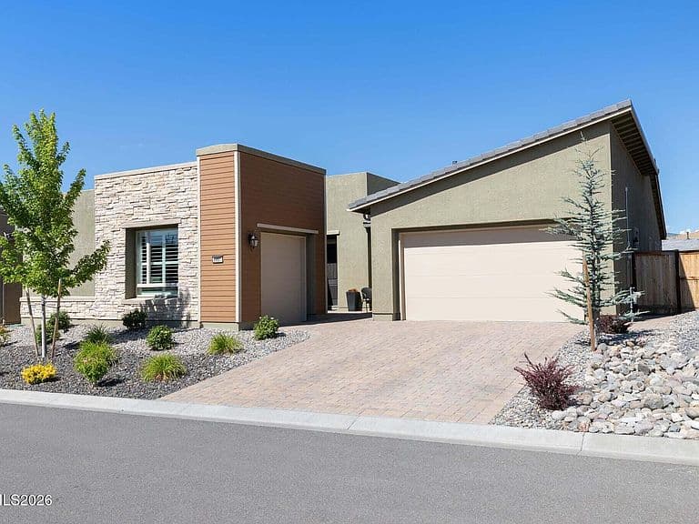 8937 Suncreek Trl photo 1