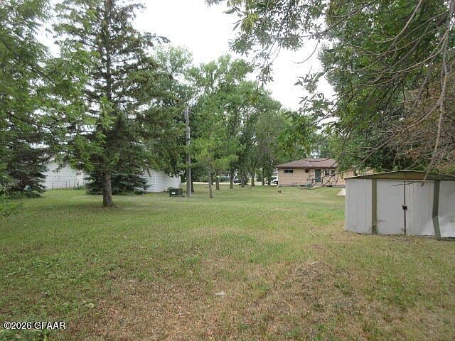 1029 Elm Ave S photo 4