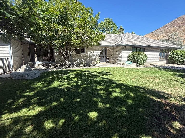 1600 Jefferson Dr photo 1