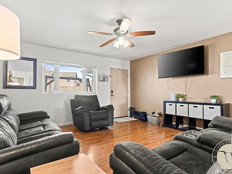 7906 Monad Rd photo 3
