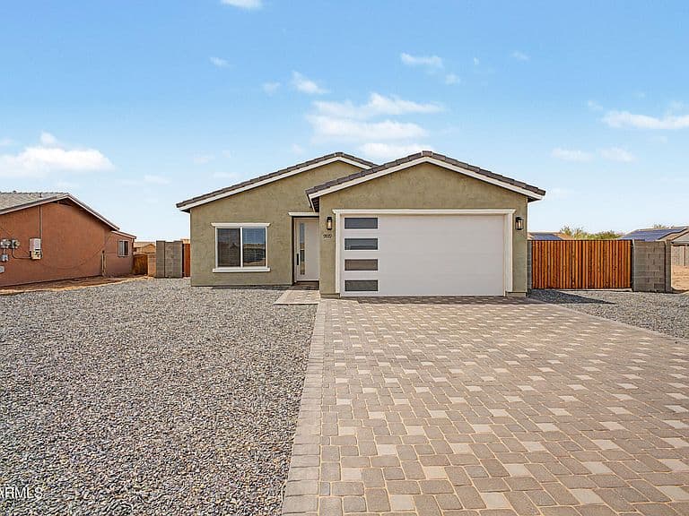 9889 W HEATHER Drive photo 1