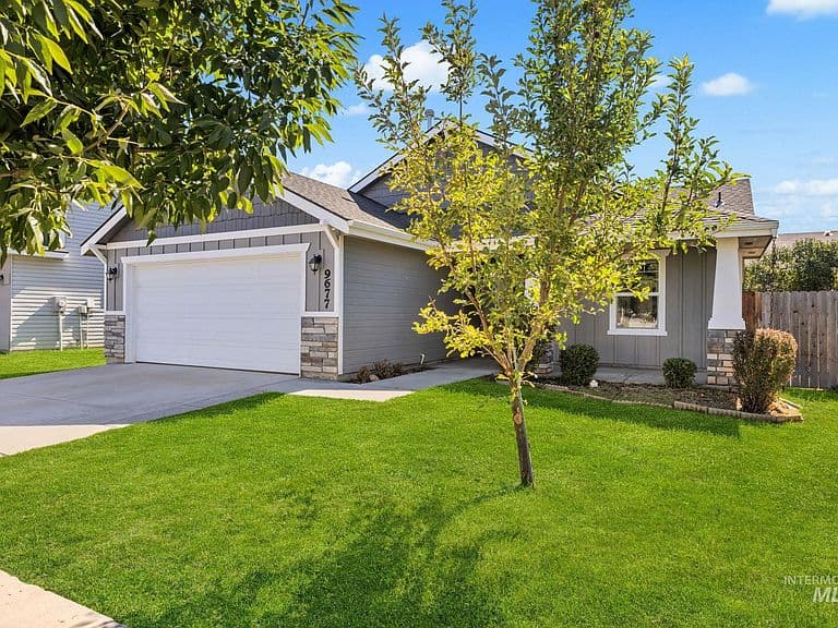 9677 W Stonewood Dr photo 3
