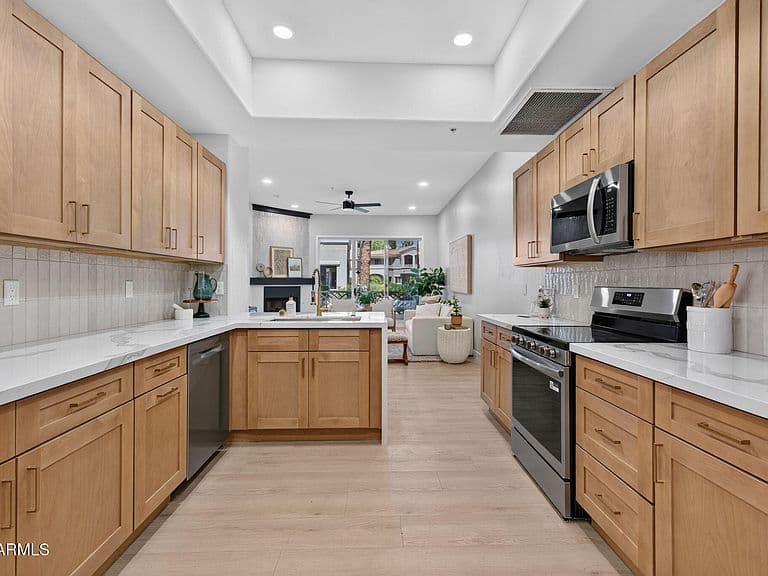 3800 S CANTABRIA Circle #1100 photo 1