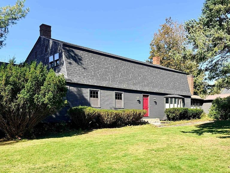 512 Sanborn Road photo 1
