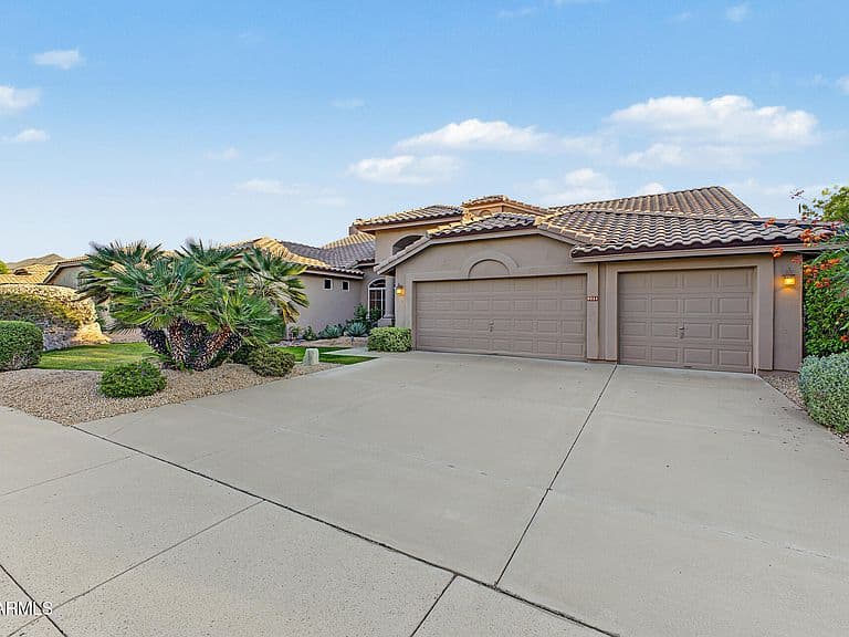 9233 E PALM TREE Drive photo 3