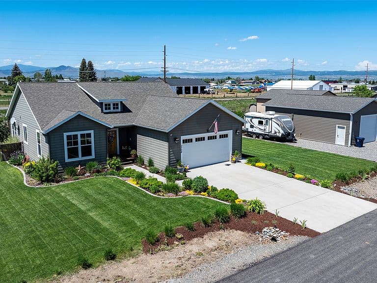 3708 Juliet Dr photo 2