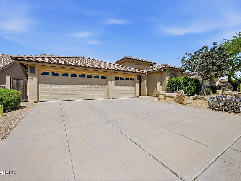 23854 N 74TH Place photo 1