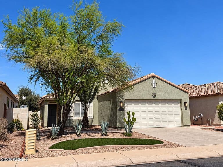 46002 W BARBARA Lane photo 2