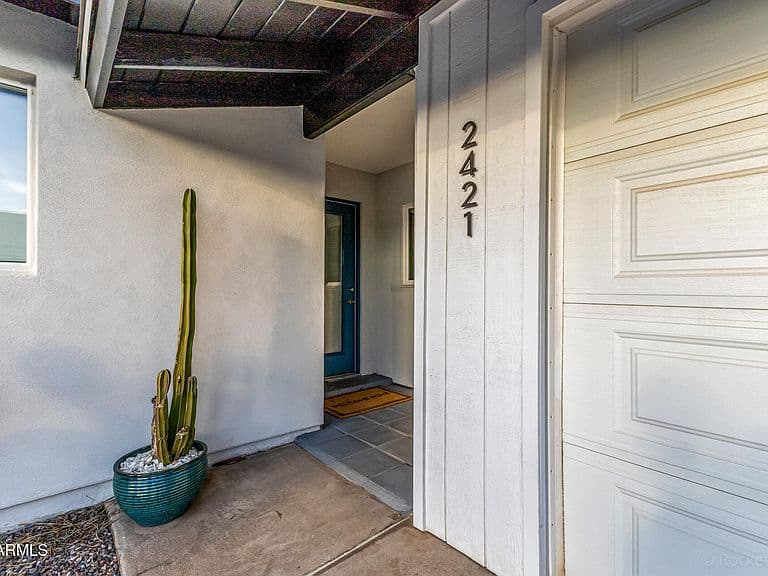 2421 N 68TH Street photo 4