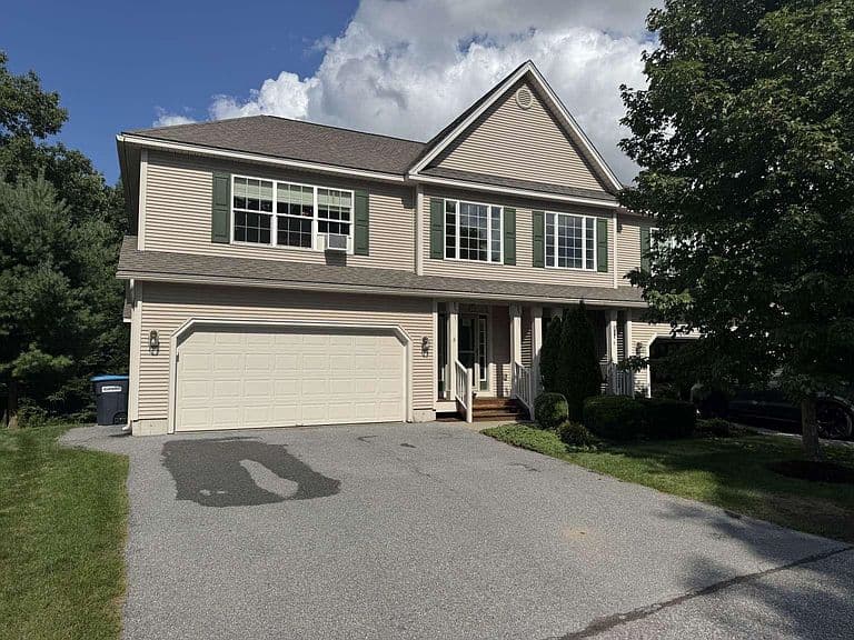 6 Laurel Drive photo 1