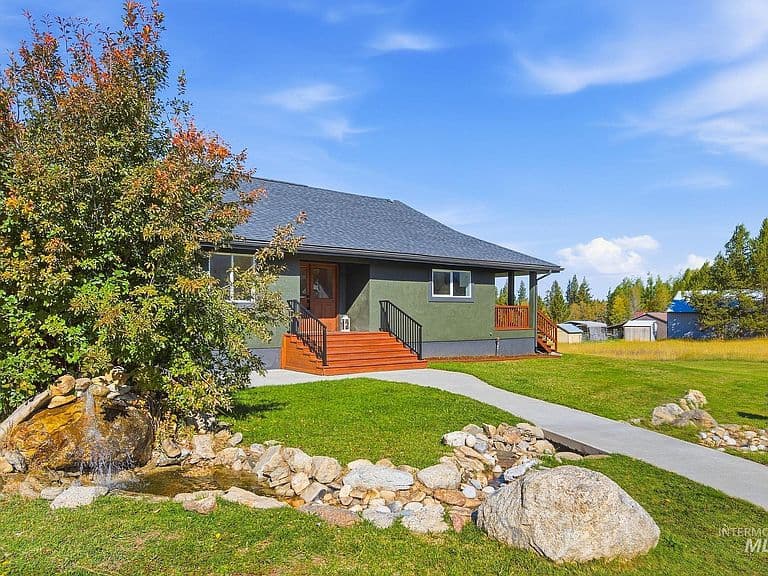 7 Willow Way photo 1