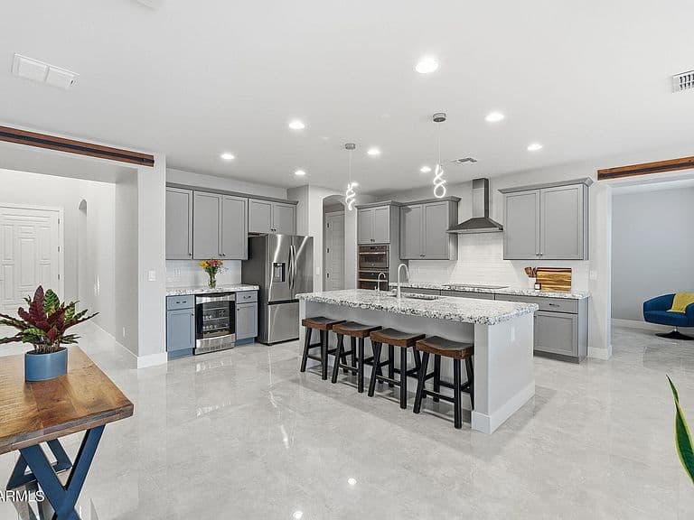 20243 E NIGHTHAWK Court photo 5