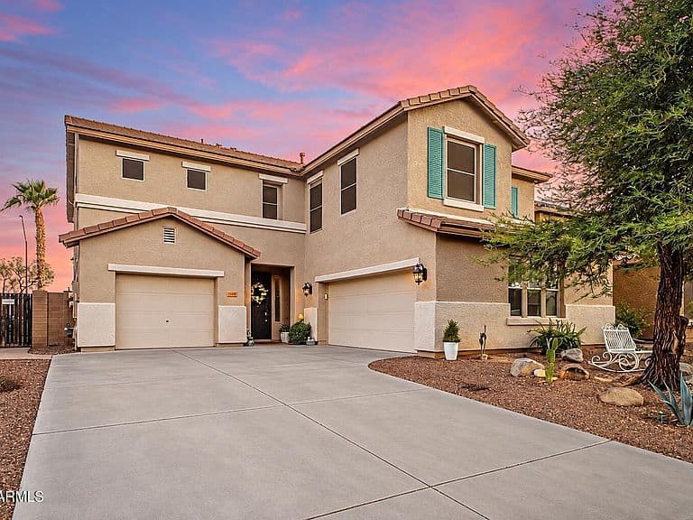 17653 W MARCONI Avenue photo 2