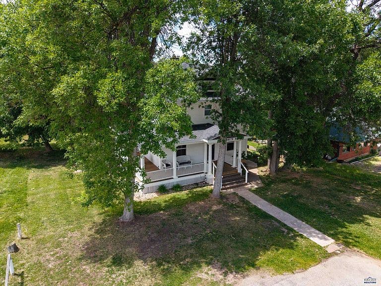 513 Spearfish Canyon Rd photo 4