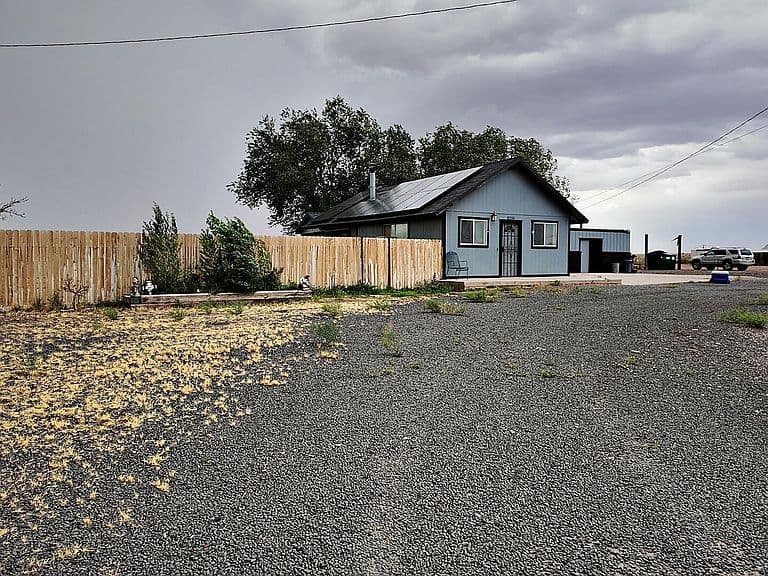 8256 N Porter Ave photo 1