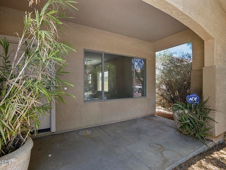 6917 S 50TH Glen photo 4