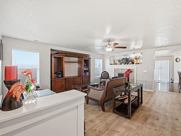 10245 W Virginia City St photo 5