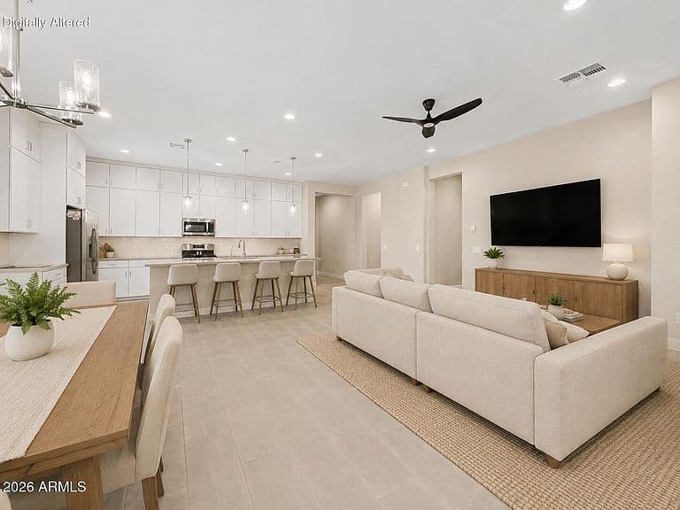 3131 E ALICIA Drive photo 4